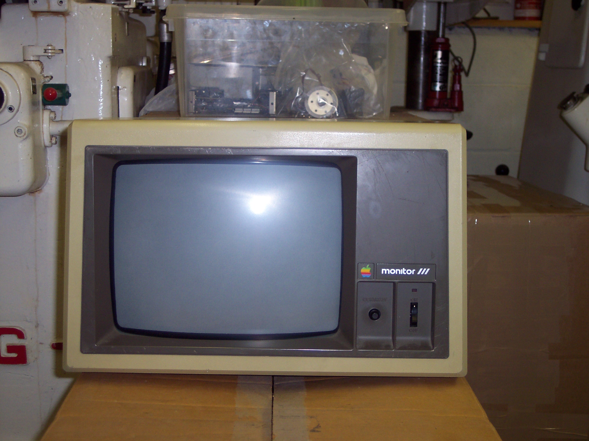 front%20of%20(rare)%20Apple%20III%20crt-